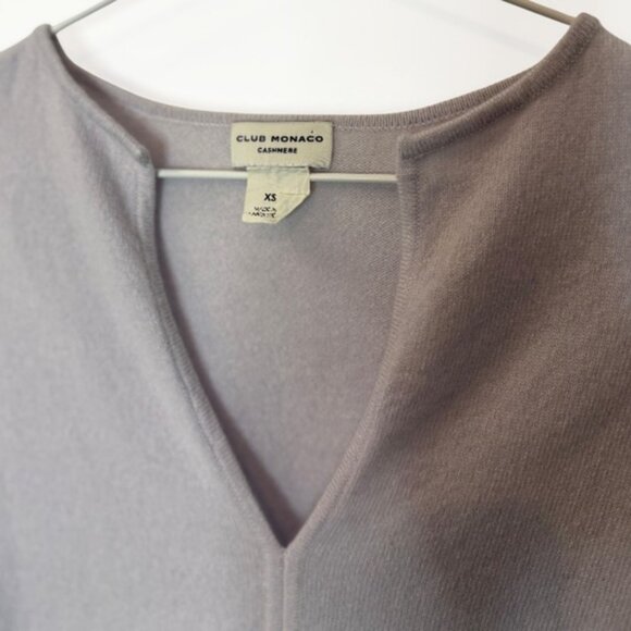 Club Monaco split V neck cashmere sweater white women's size XS - Picture 3 of 4
